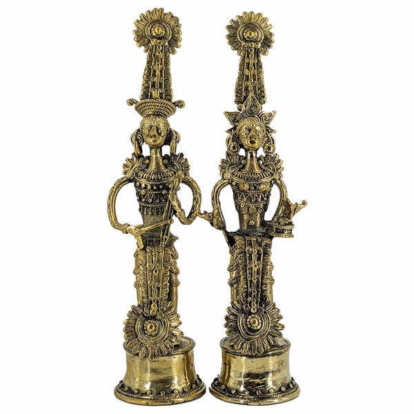 Jhitku Mitki – handcrafted brass sculpture symbolizing eternal love and devotion.